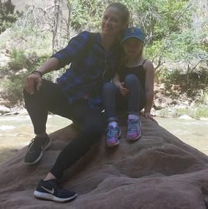 Meet your Posher, Amie